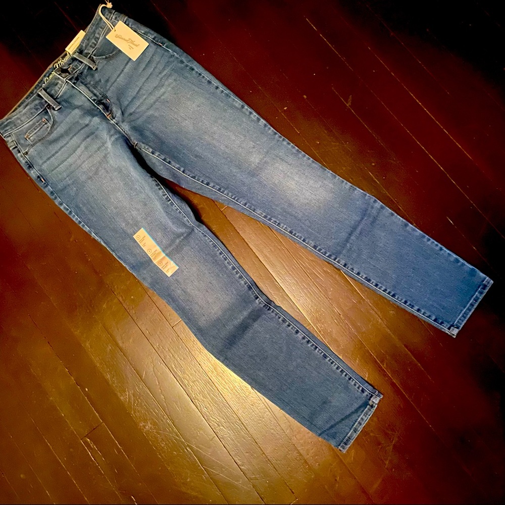 Universal Thread High rise long skinny jeans
